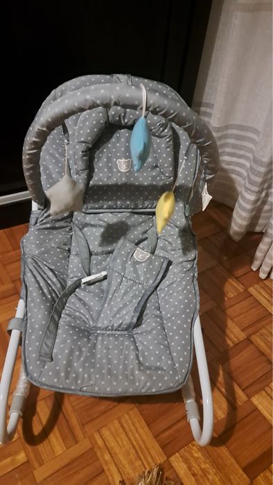 Vendo cadeirinha de balanco