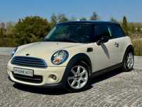 Mini Cooper official 1.6 бензин • автомат • 132 тис. км