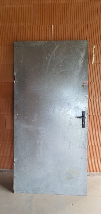 Drzwi budowlane 150 x 210 cm