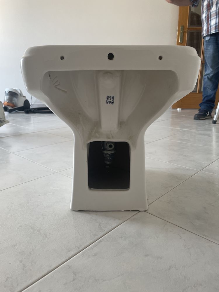 Bidé semi novo pronto a usar