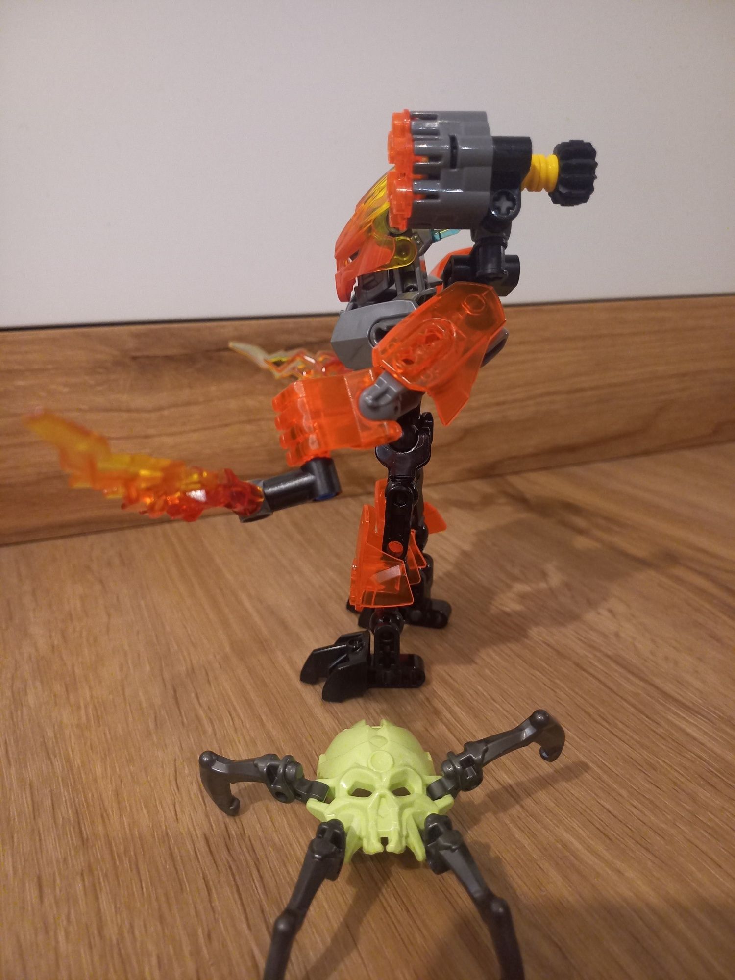 LEGO Bionicle 70783 Obrońca Ognia (Protector of Fire) 100% kompletny