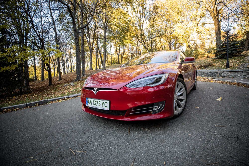 Продам Tesla Model S