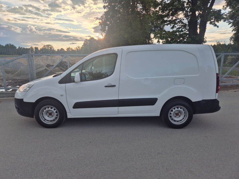 Peugeot Partner ,klima ,wersja ciężarowa,LONG ,90 KM, HAK.