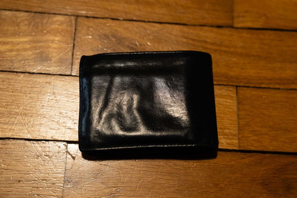 Carteira de Couro Genuíno Preta Victoria