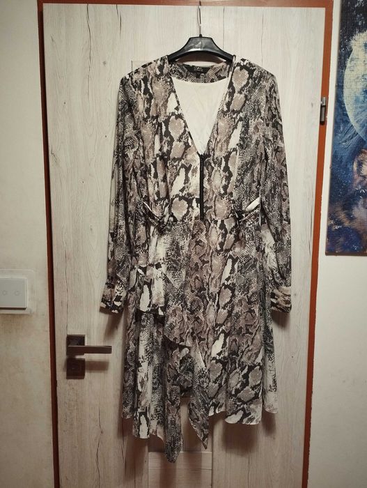 Sukienka damska !!
