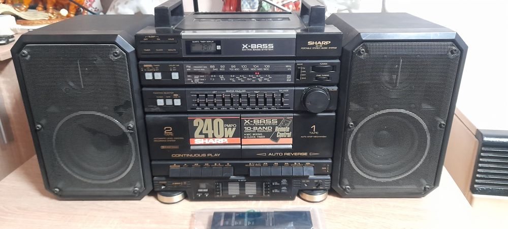 Магнитофон SHARP Gx-68 X-BASS.