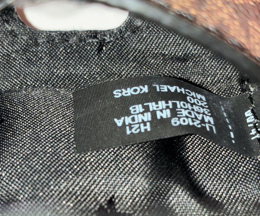 MICHAEL KORS чехол для AirPods. Оригінал.