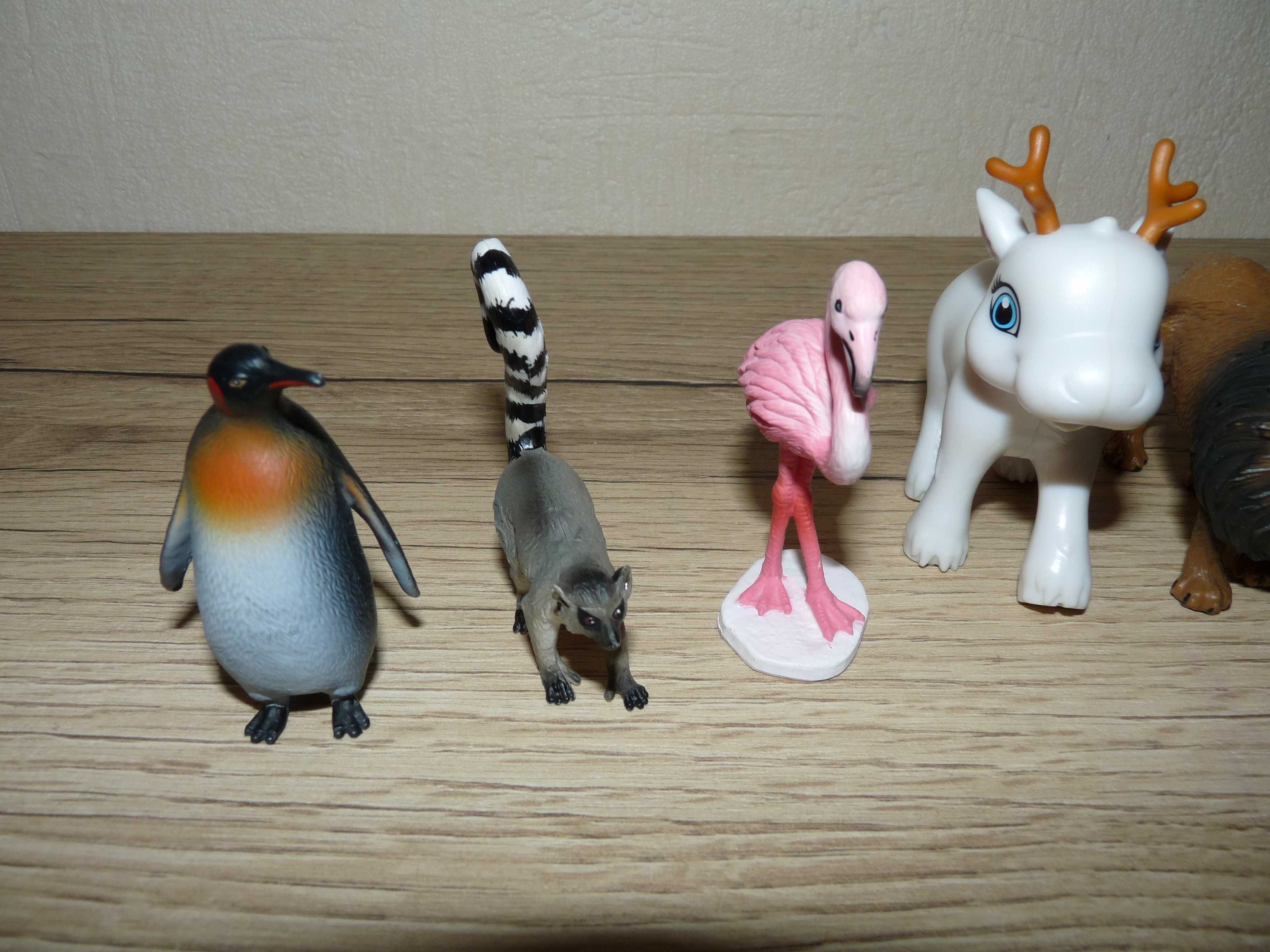 zestaw zwierzątek figurek lidl  flaming tygrys lemur słoń lew pingwin