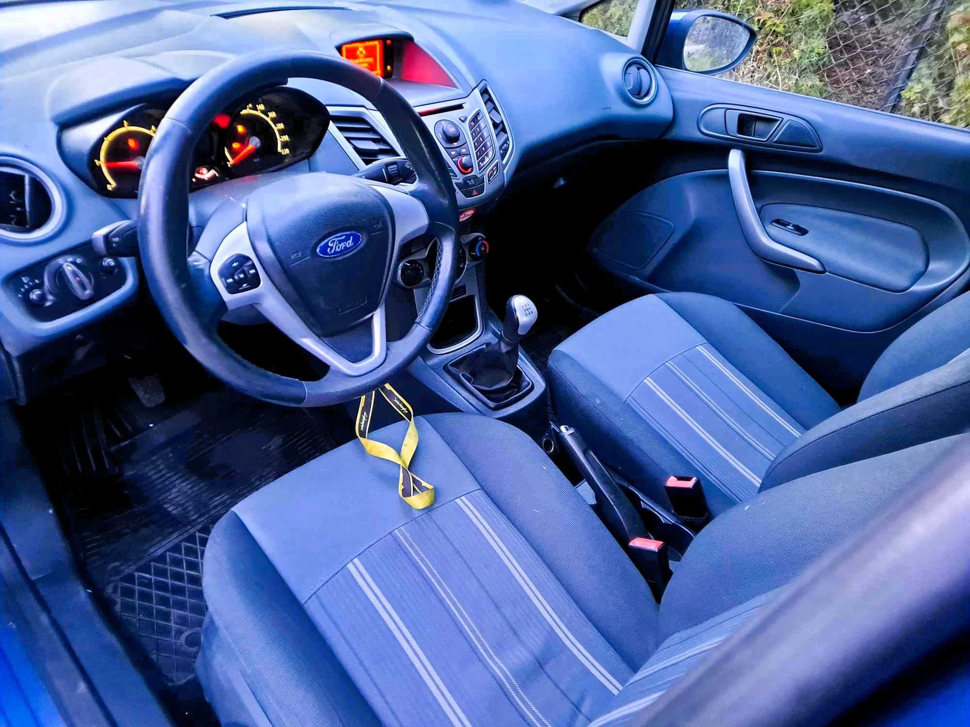 Fiesta,2009 rok,1.4HDI,bez DPF i dwumasy,5l/100KM,225,000KM!5 drzwi