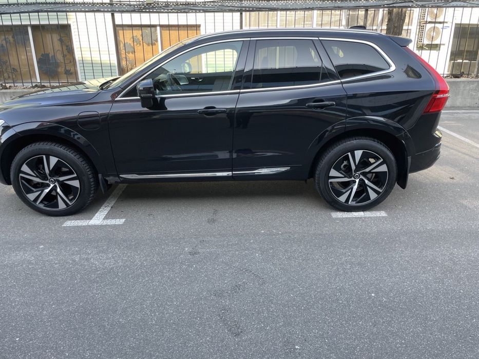 Volvo XC60 Recharge 2022 Plug-In Hybrid T8 & T8 Polestar eAWD