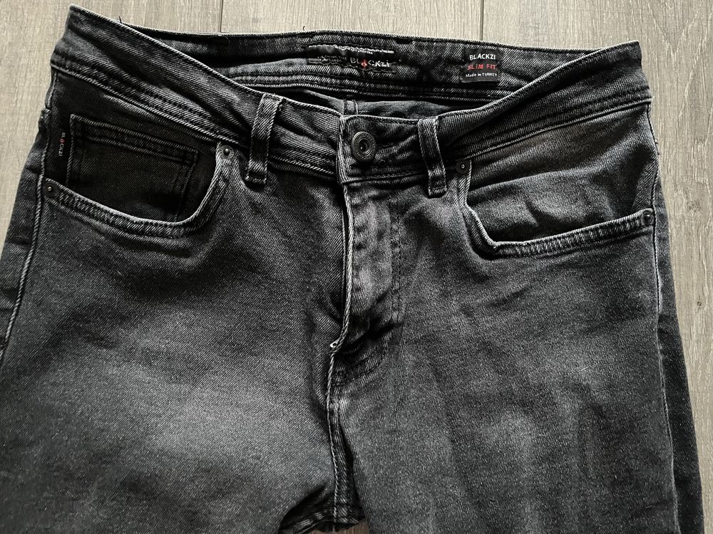 Чоловічі джинси,стан нових,30 розмір