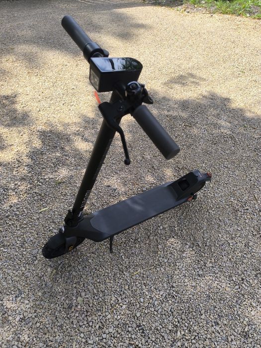 Hulajnoga elektryczna Xiaomi Scooter Mi 4 Lite 2 gen, stan bdb