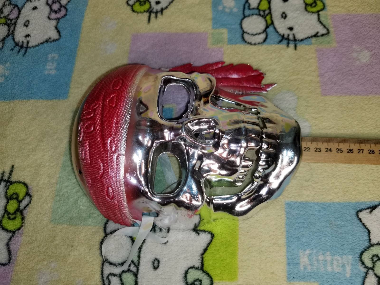 Маска пластиковая Пиратский череп в Серебряном цвете хэллоуин праздник