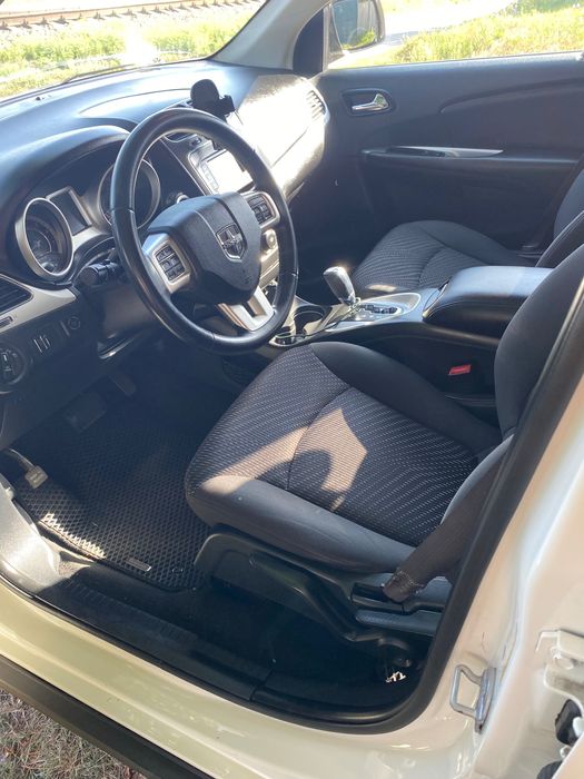 Продам Dodge journey