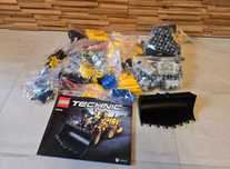 LEGO 42030 Technic Koparka Volvo L350F