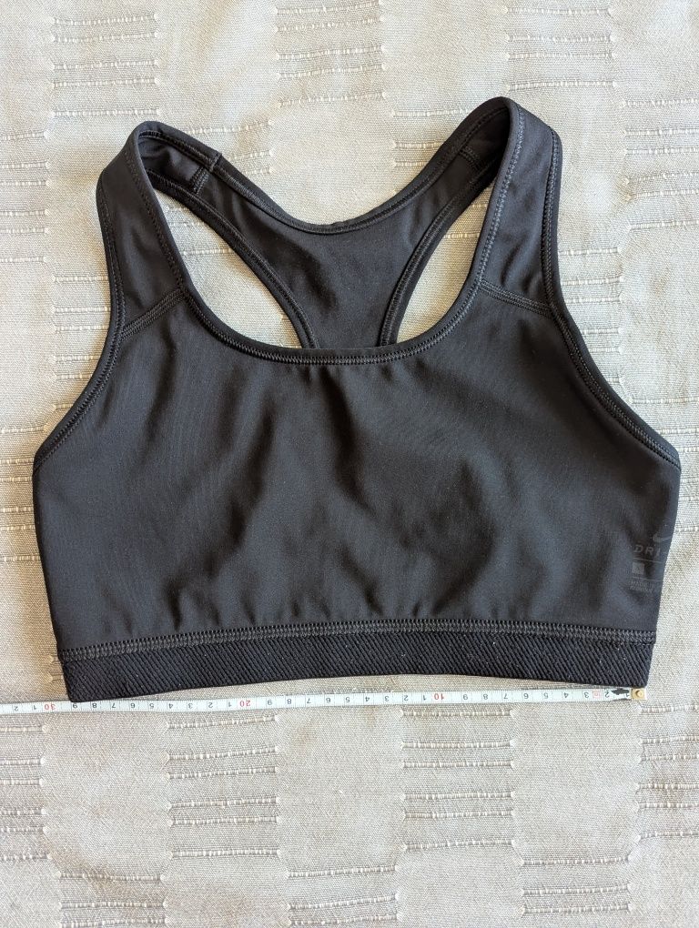 Компрессионный топ женский Nike Dri-FIT Swoosh black/white. S
