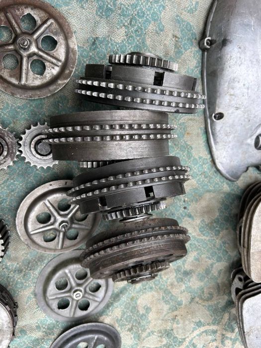 Сцепление ИЖ юпитер, крышки, корзины, звездочки, диски и тд