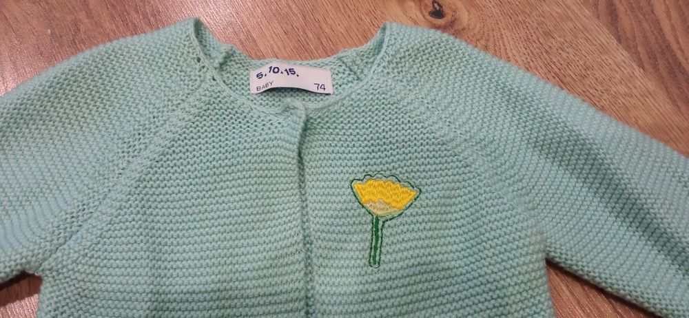 Sweter kardigan rozmiar 74 5.10.15 miętowy kolor z haftem