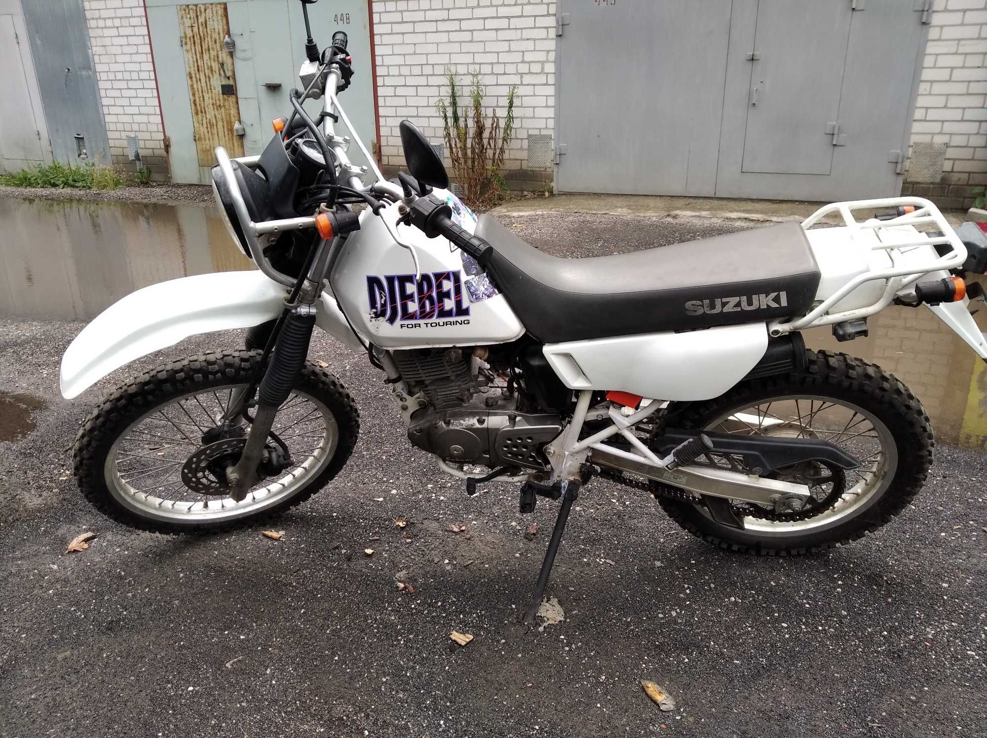 Сузукі Джебель 200, Suzuki Djebel 200