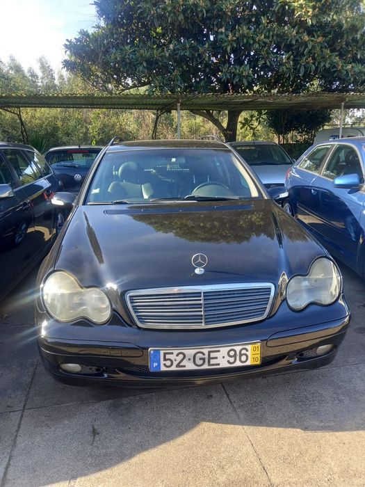 Mercedes-Benz 220