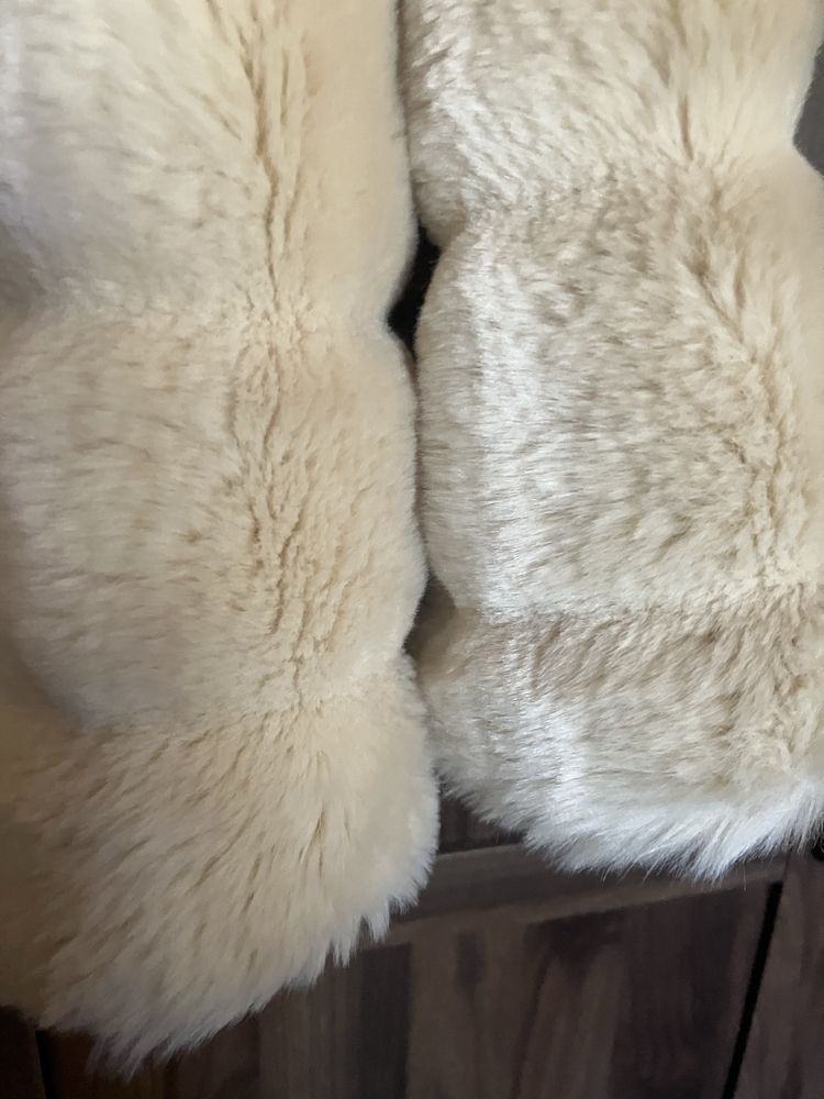 Casaco beje de pelo