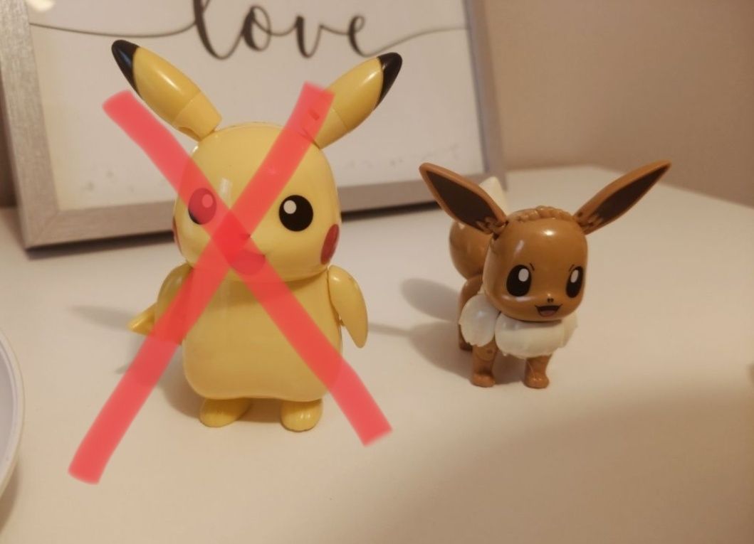 Pokeball Pokemon Eevee