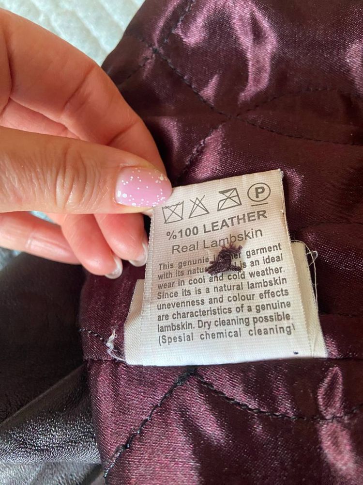 Продается кожаная женская куртка 3 XL