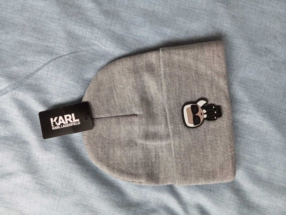 Czapka zimowa Karl Lagerfeld - bardzo ciepła i lekka, rozmiar UNI