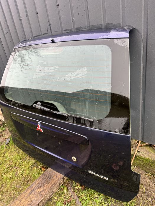 Задня кришка багажника ляда Mitsubishi space star задня ляда мітсубісі