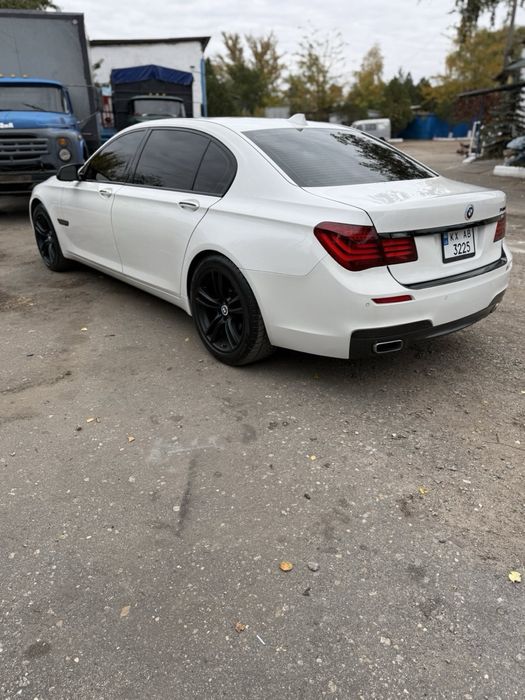Продам BMW 7 Long