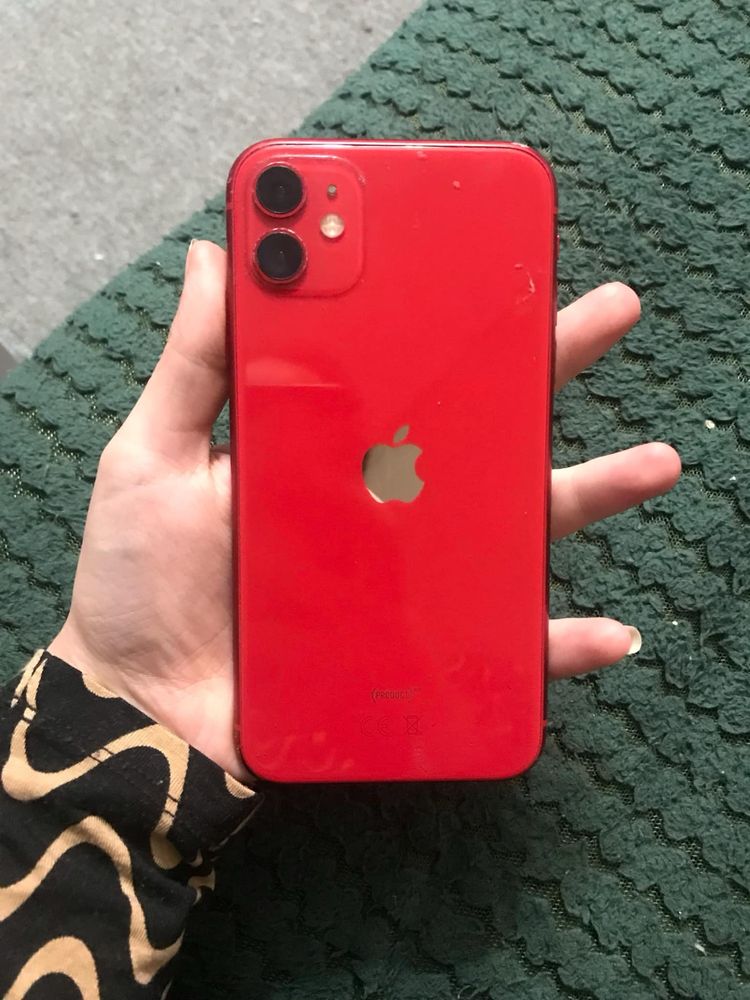 Iphone 11 czerwony