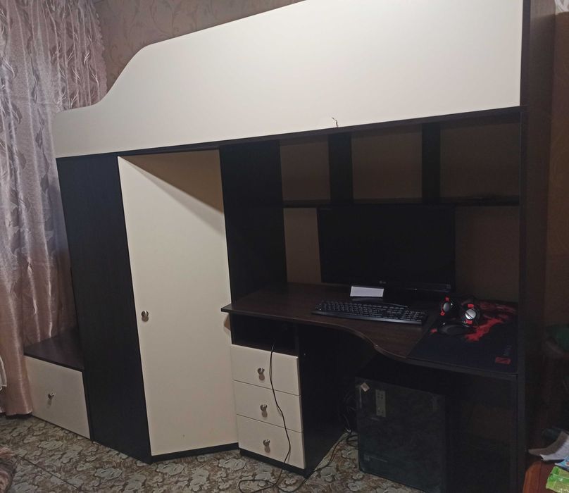 Продам кровать чердак