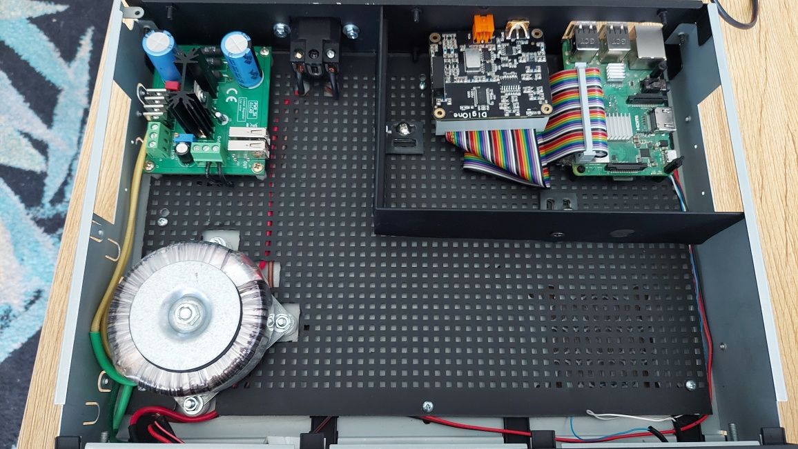 Sprzedam Streamer na bazie Maliny (czyli Raspberry Pi) i allo DigiOne