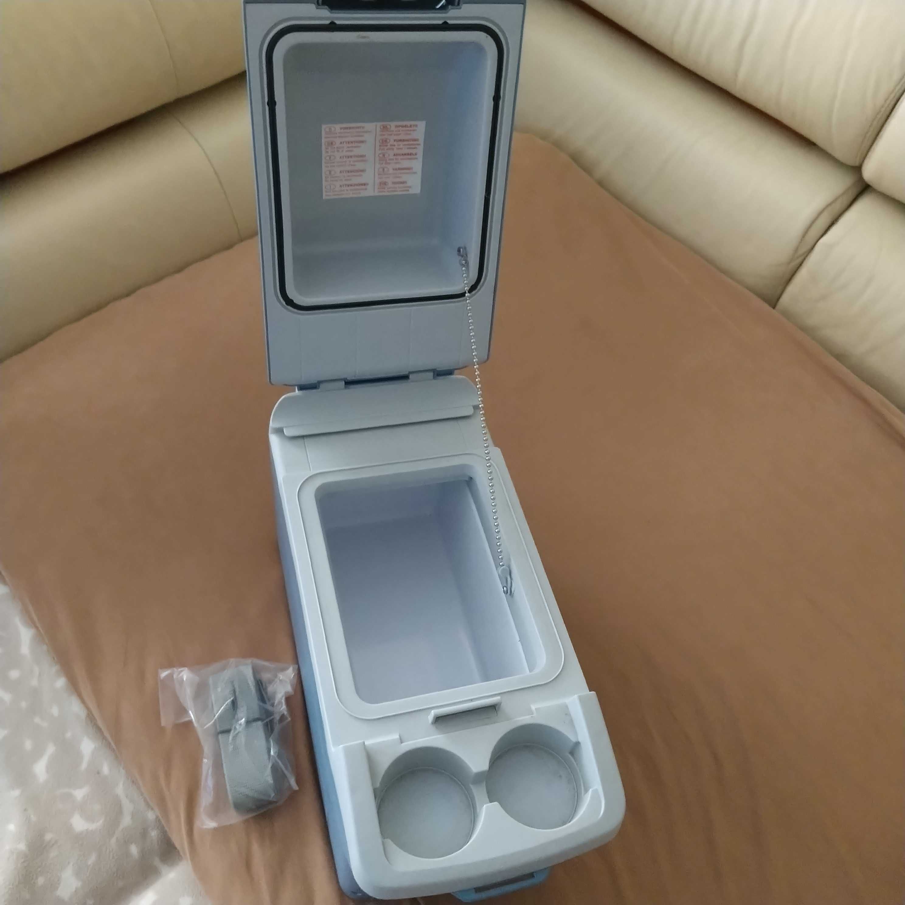 Lodówka turystyczna Mobicool T08DC.