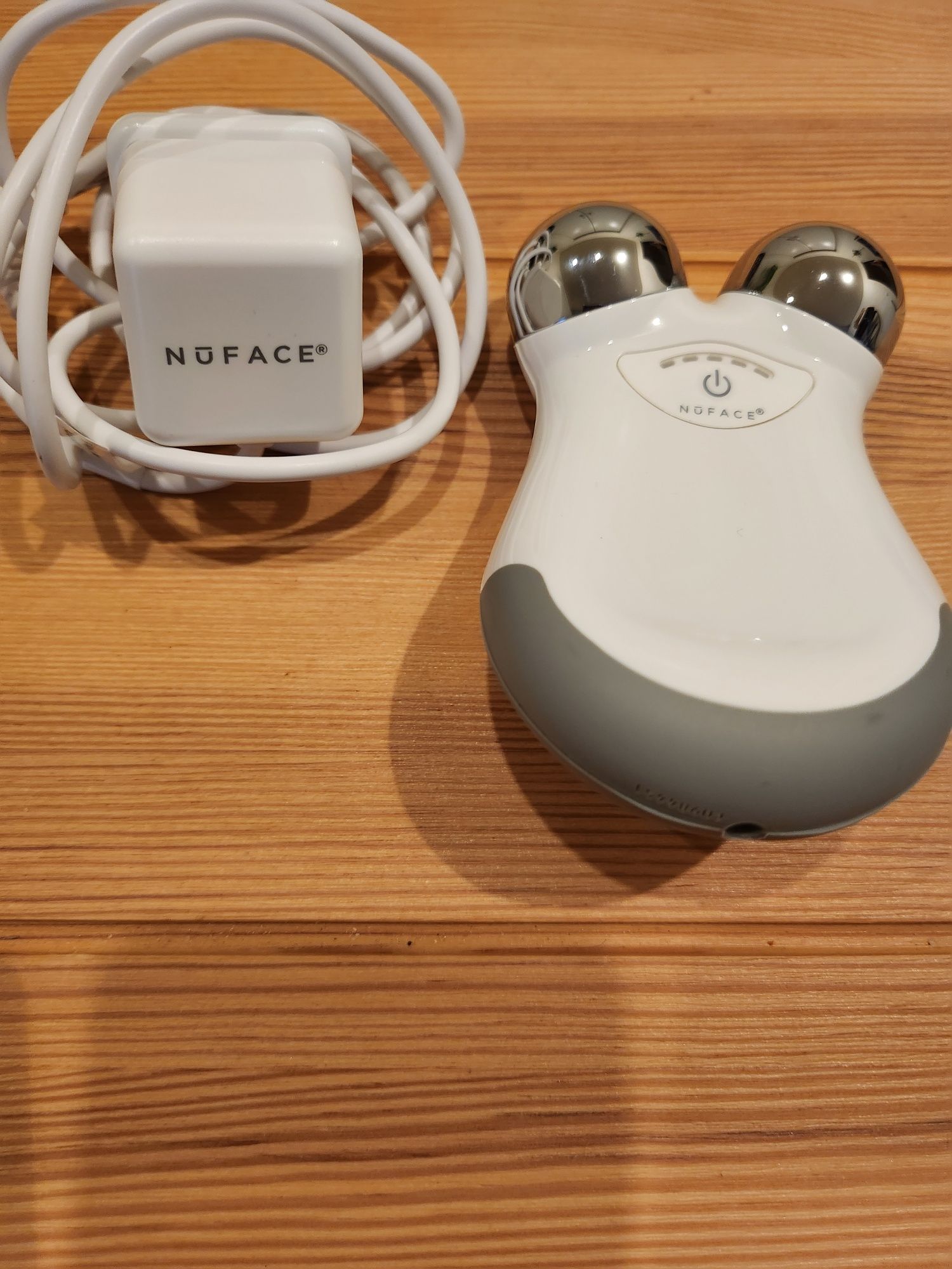 NuFACE Mini Facial Toning Device