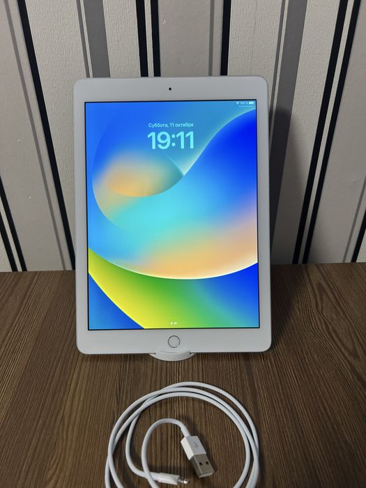 Apple IPad 5 Gen. WIFI  128Gb
