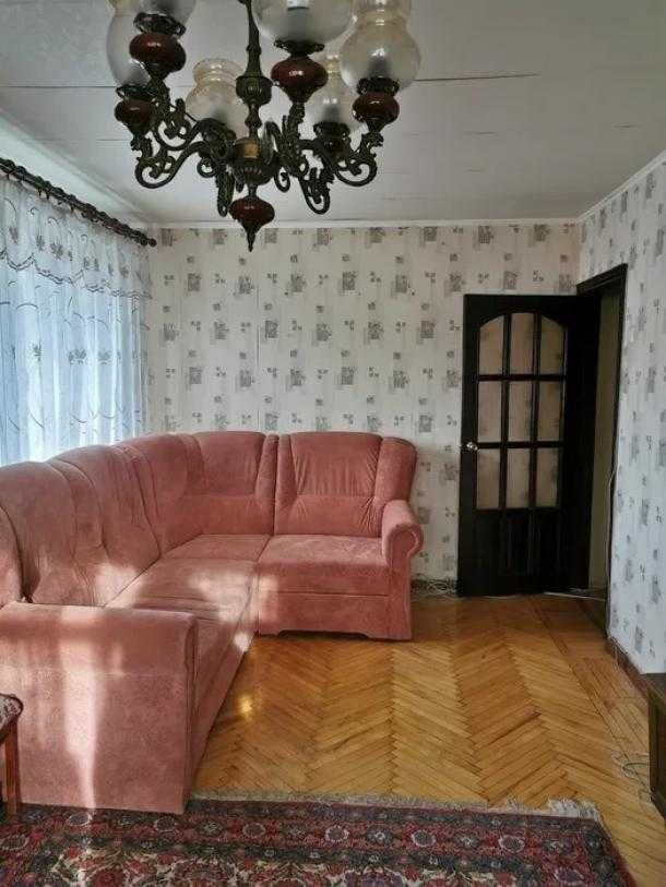 Продам 2 к.из.кв. возле м.Армейская. Новые Дома. 23500 у.е.