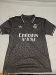 Camisola Real Madrid 2024/25