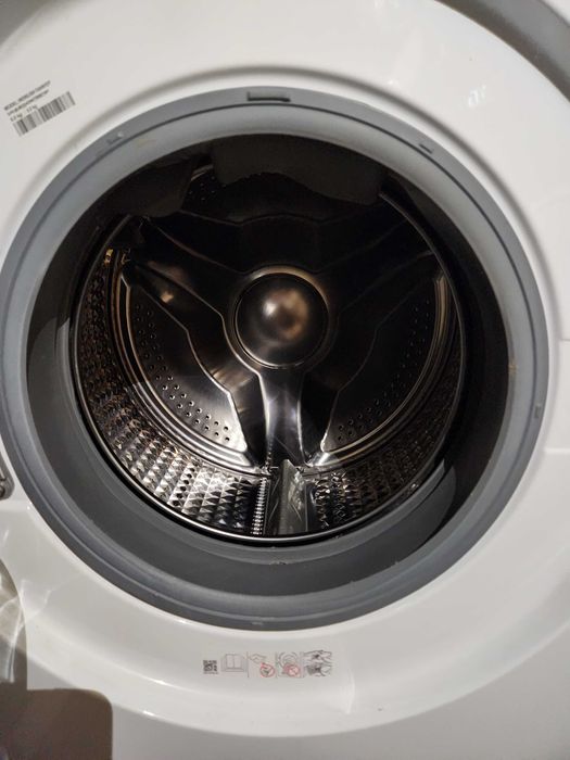 Oportunidade! Máquina Samsung Digital Inverter de lavar e secar roupa.