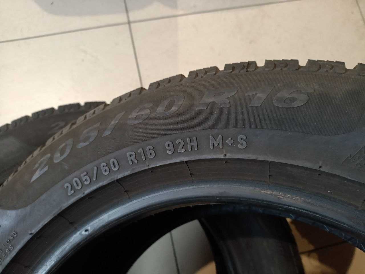 Пара шин 205/60R16 92H Pirelli Sottozero Winter 210