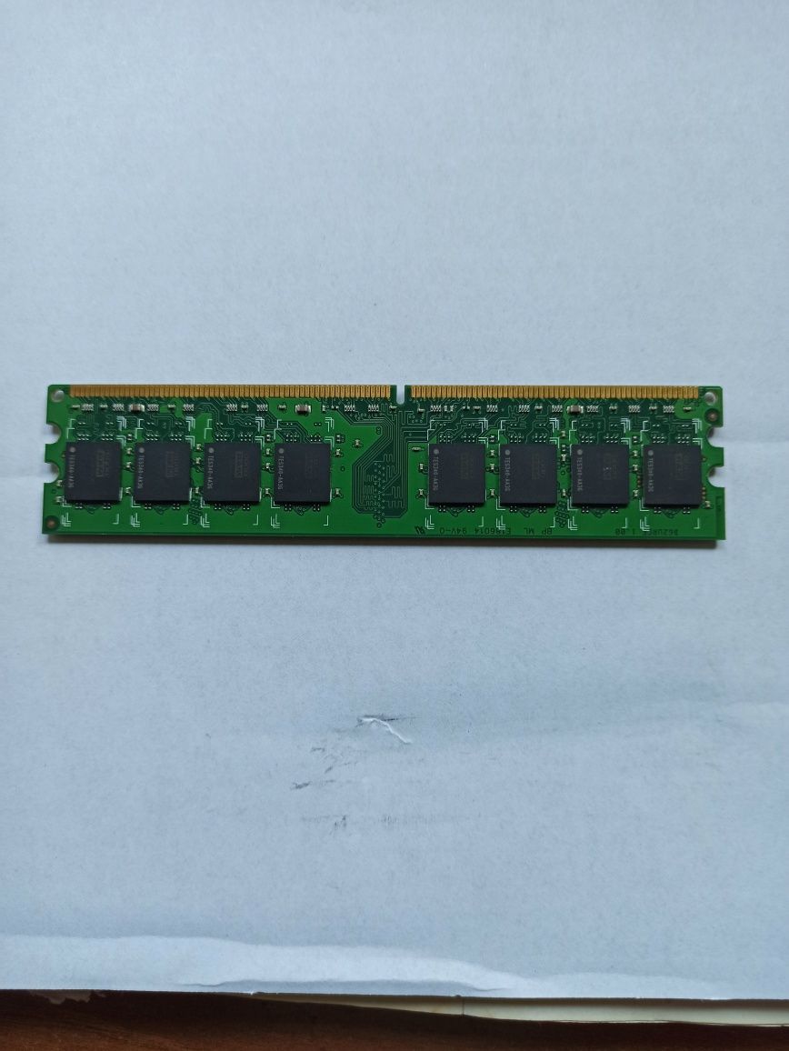 Оперативна пам'ять DDR2 2GB PC2-6400 DIMM