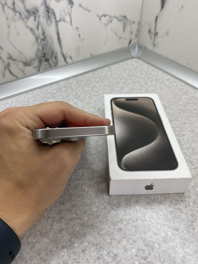 iPhone 15 Pro 256GB NeverLock