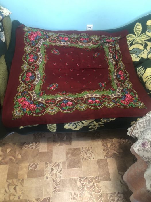 Старовинний платок, 80-ті роки.