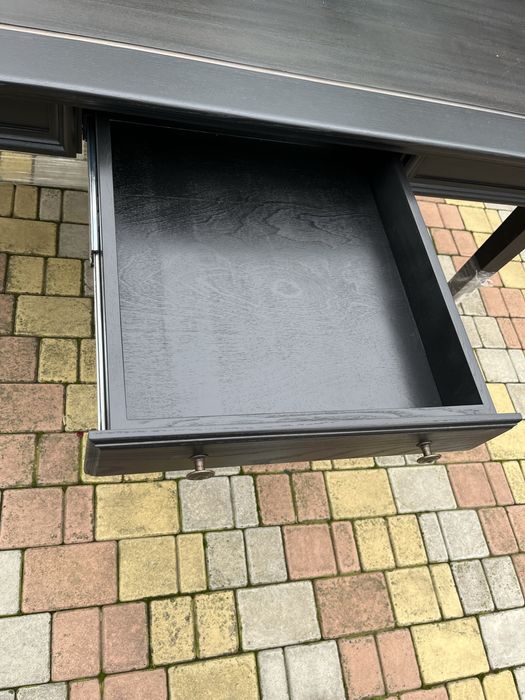 Шикарный деверянный стол