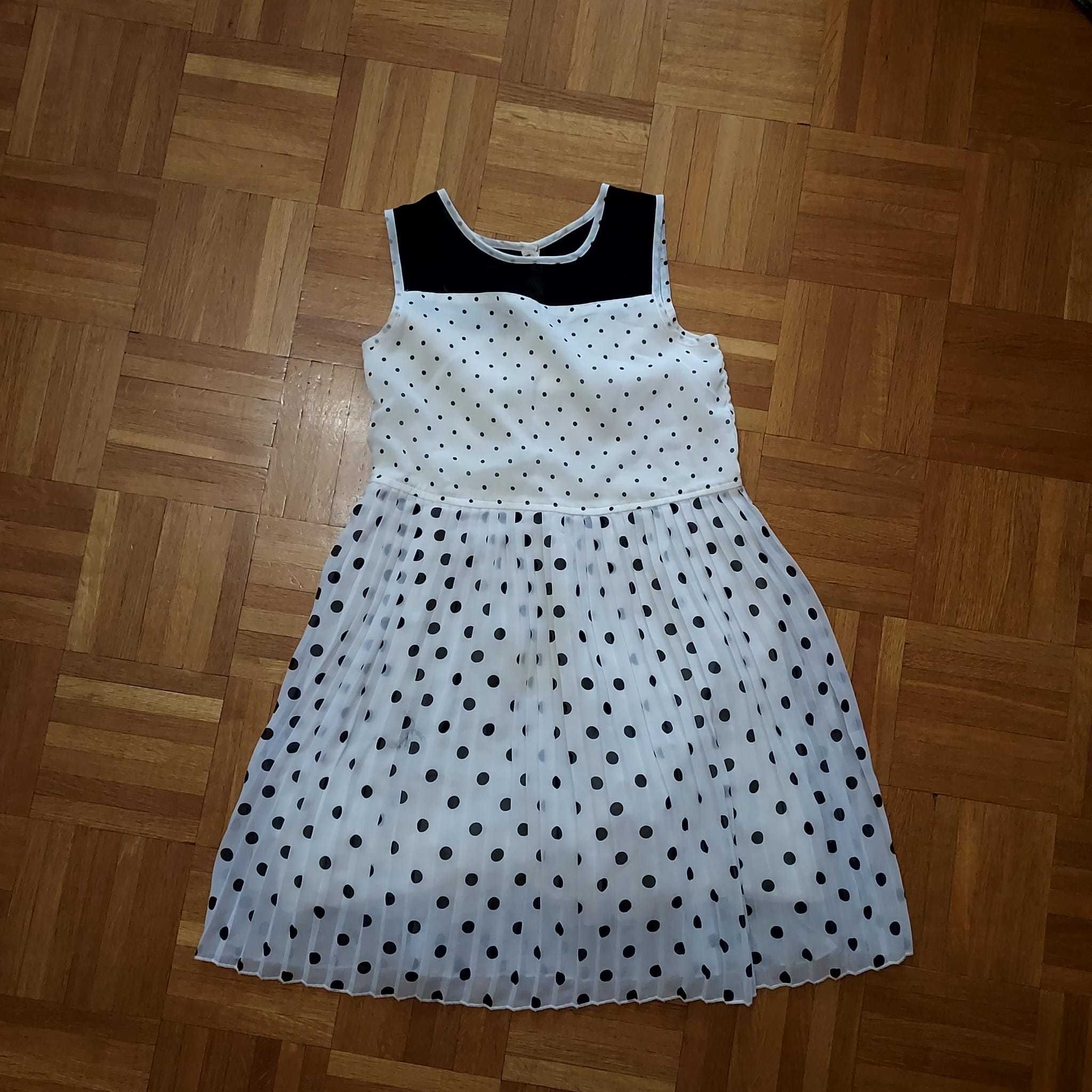 Sukienka 146, biała, C&A – dziecięca elegancja