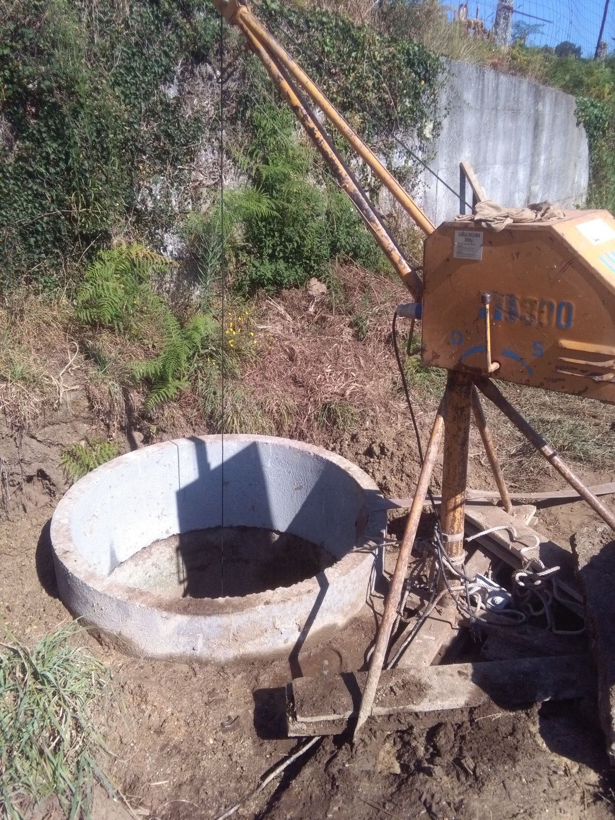 Fazemos limpeza de poços e minas