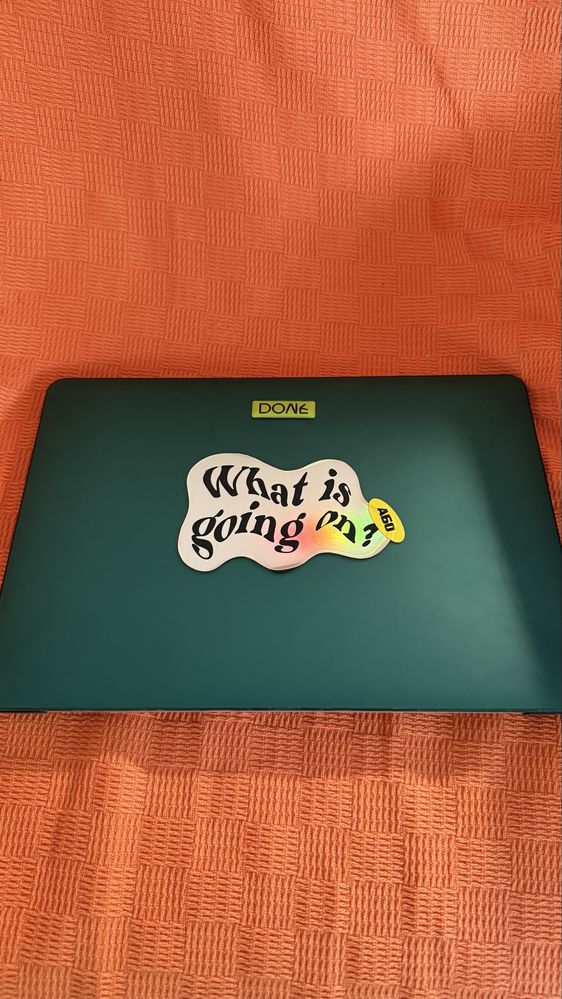 Продам Macbook Air 2019 A1932 8/128
