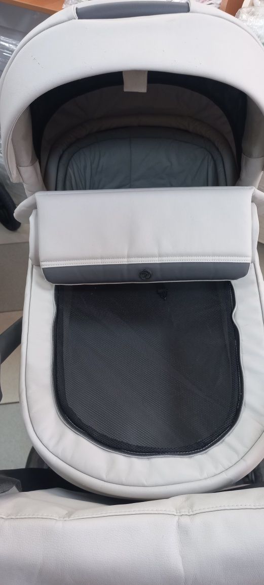 Коляска Roan bloom  2в1