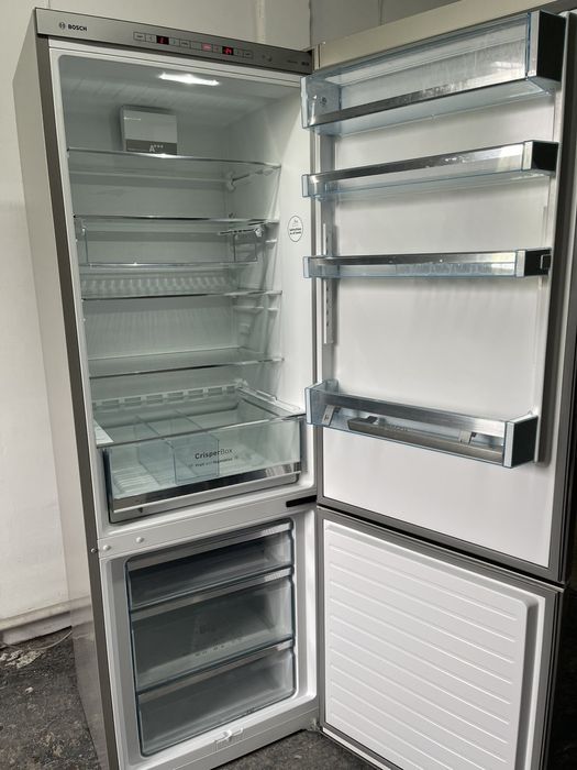 Холодильник Bosch 70 см