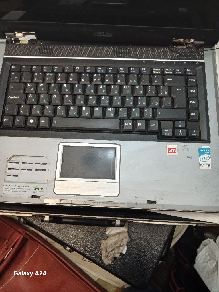 Ноутбук ASUS F3J , неробочий
